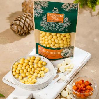 Terr.Taigi pine nuts in white chocolate with sea buckthorn, 80 g