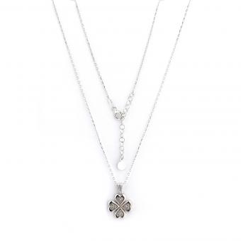 Necklace in 925 silver with a cloverleaf pendant with Swarovski zirconia