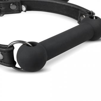 Silicone snaffle gag