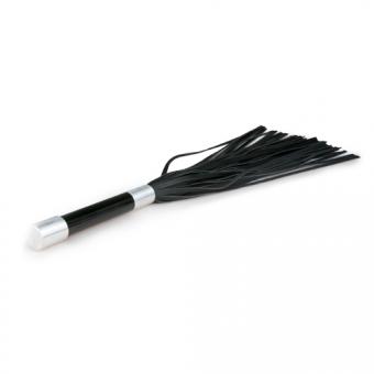 Long flogger with metal handle